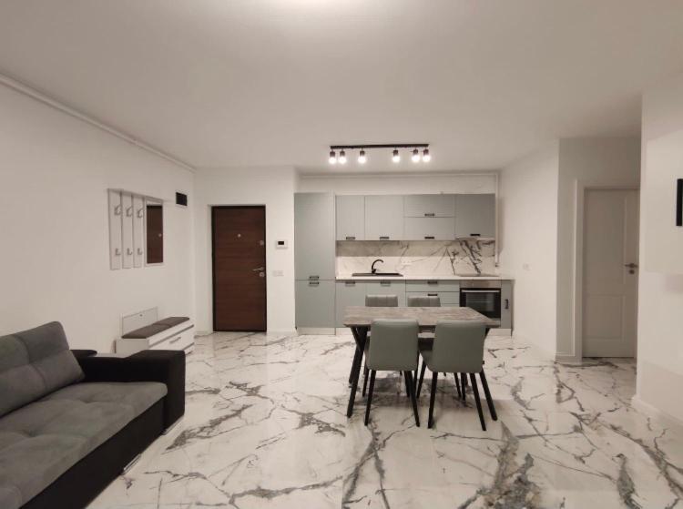 Apartament Vivo Apartment ฟลอเรชติ ภายนอก รูปภาพ